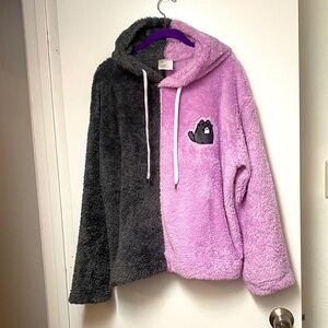 Pusheen box Halloween exclusive Spooky fleece hoodie size Small